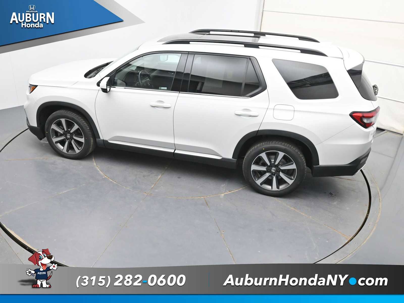 Used 2023 Honda Pilot Elite image 27