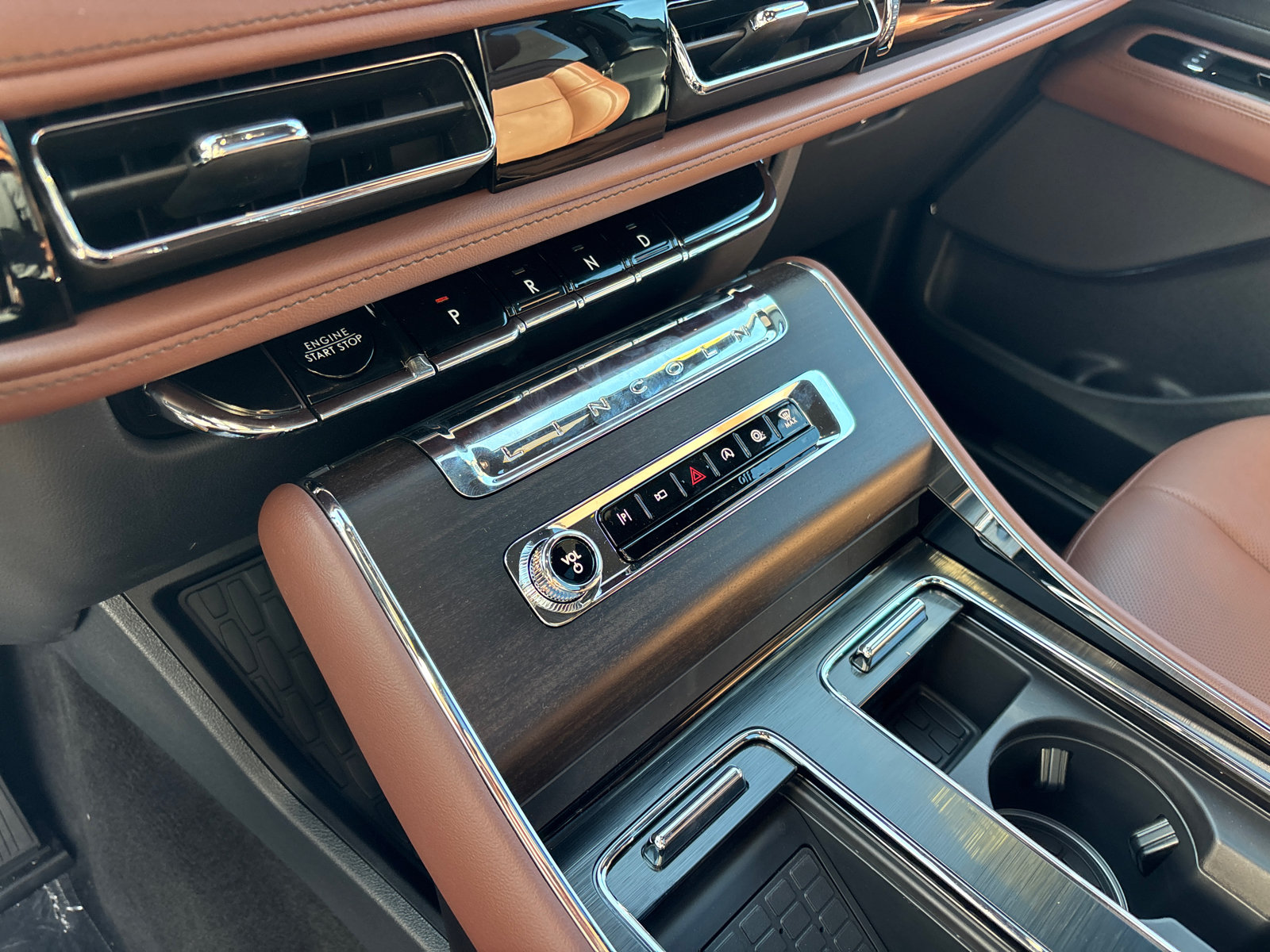New 2026 Lincoln Aviator Reserve w/ Illumination Package AWD/4WD image 21