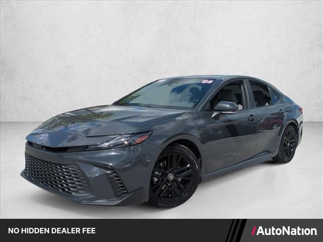 Certified 2025 Toyota Camry SE FWD image 1