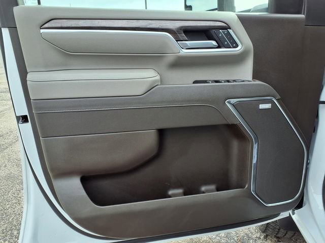 Used 2025 Chevrolet Silverado 3500 LTZ w/ LTZ Convenience Package image 53