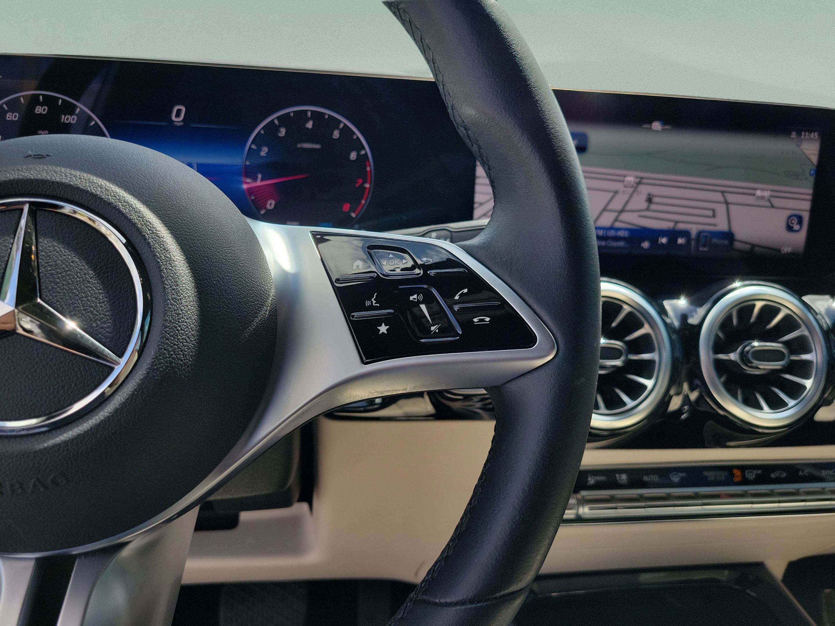 Certified 2024 Mercedes-Benz GLA 250 image 24