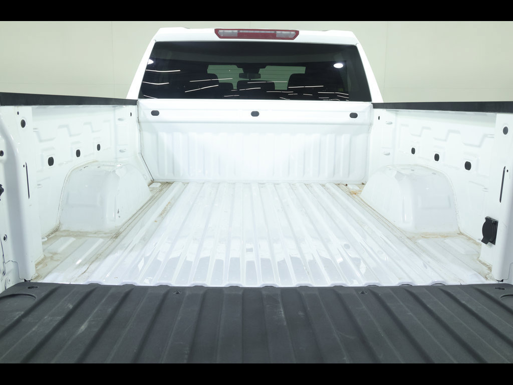 Used 2023 Chevrolet Silverado 1500 LT AWD/4WD image 19