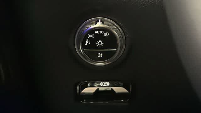 Certified 2026 Mercedes-Benz C 300 4MATIC Sedan image 16