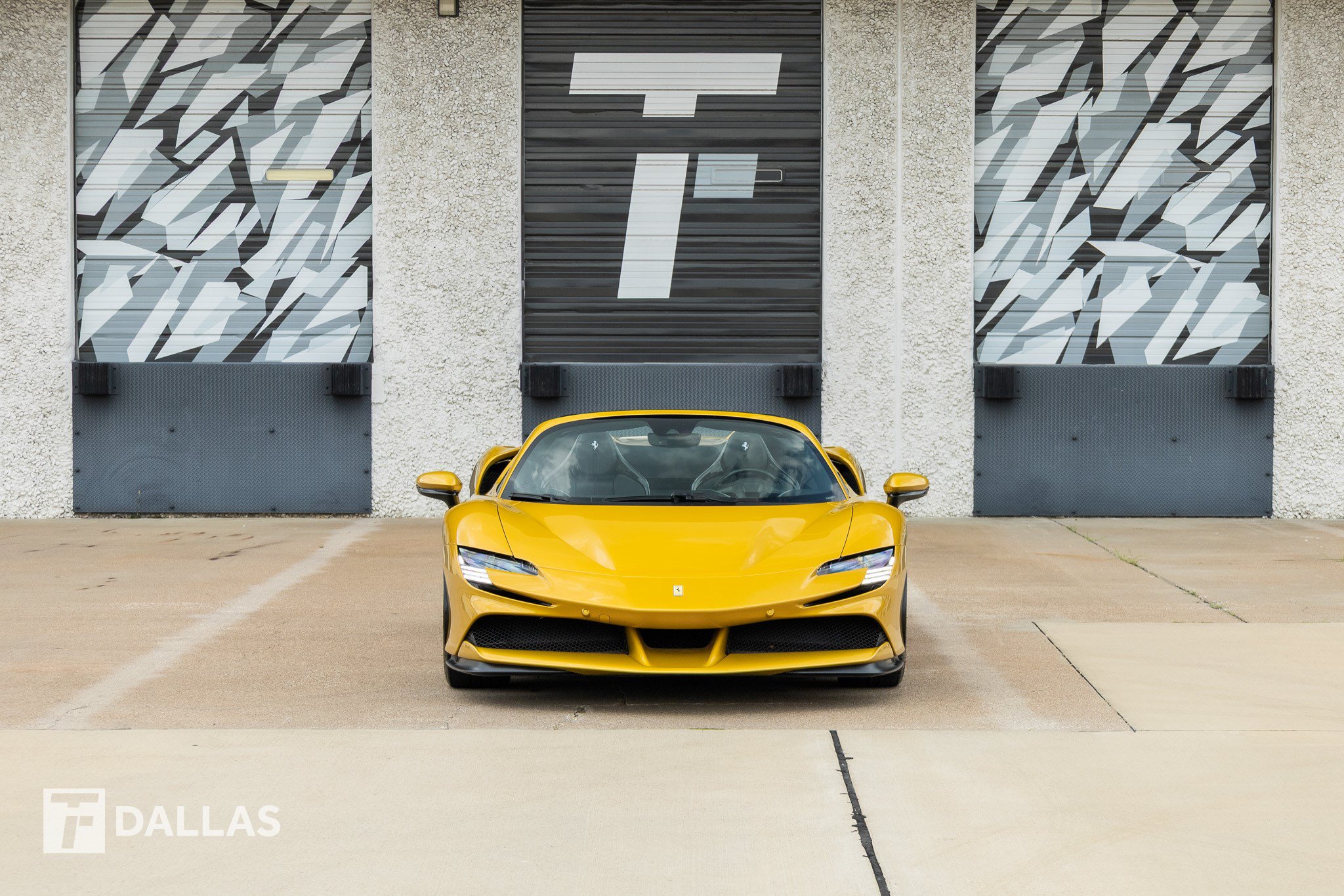 Used 2023 Ferrari SF90 Spider AWD/4WD image 3