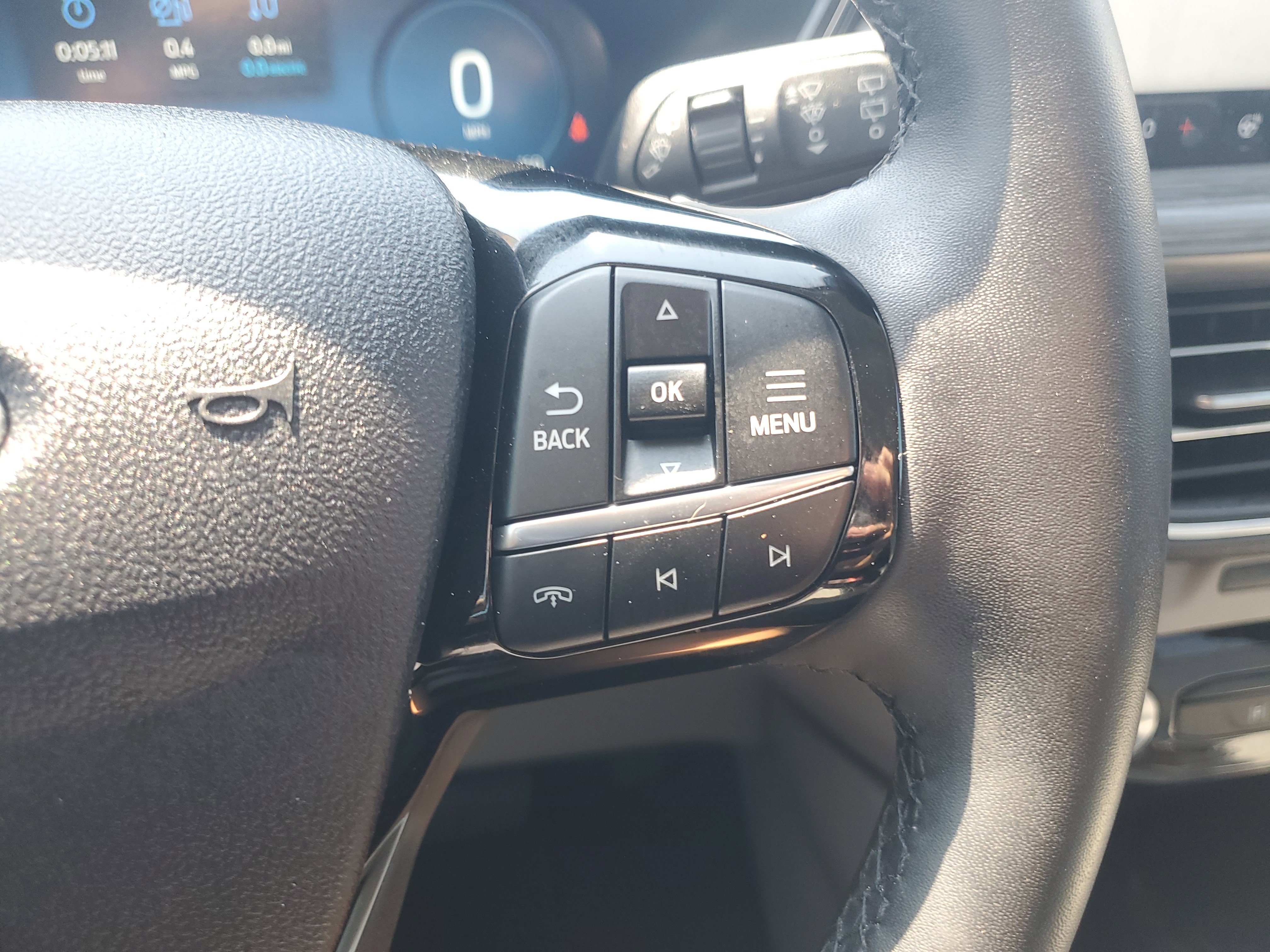 Used 2023 Ford Escape Platinum w/ Premium Technology Package image 6