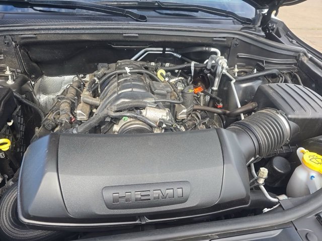 Used 2025 Dodge Durango R/T AWD/4WD image 16