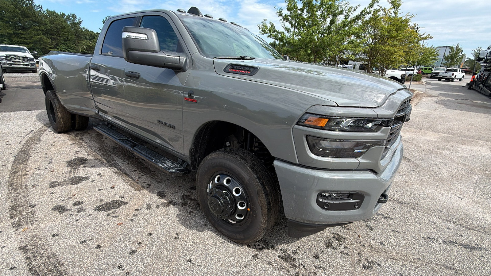 New 2026 RAM 3500 Big Horn AWD/4WD image 5