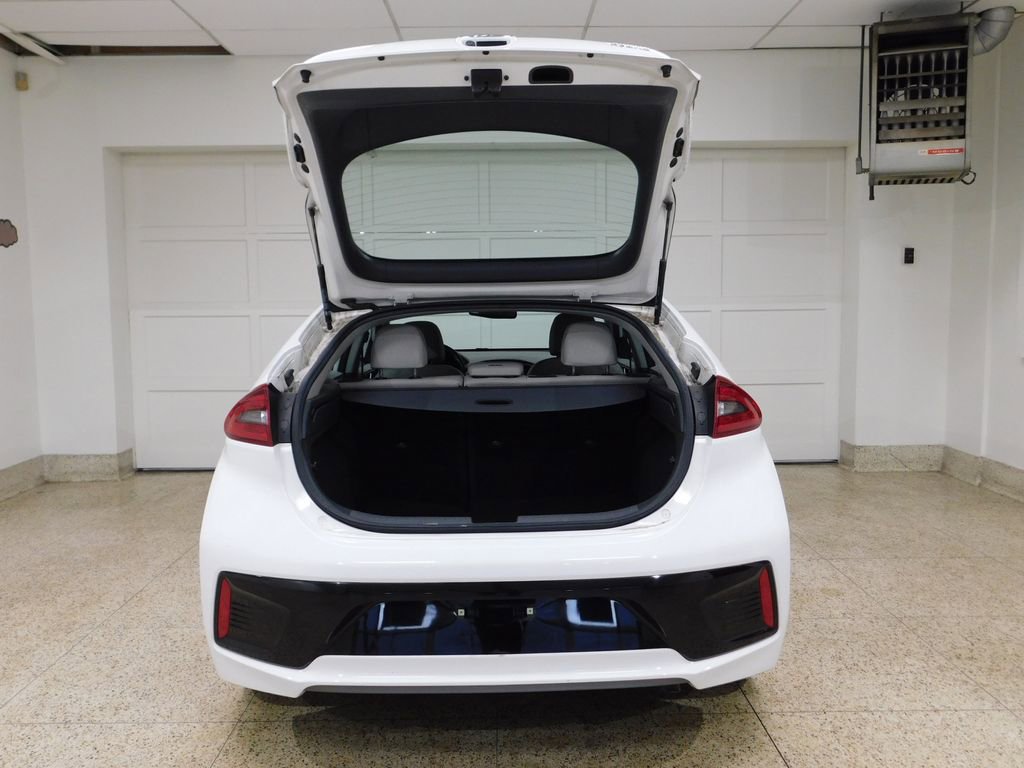 Used 2018 Hyundai Ioniq Limited FWD image 79