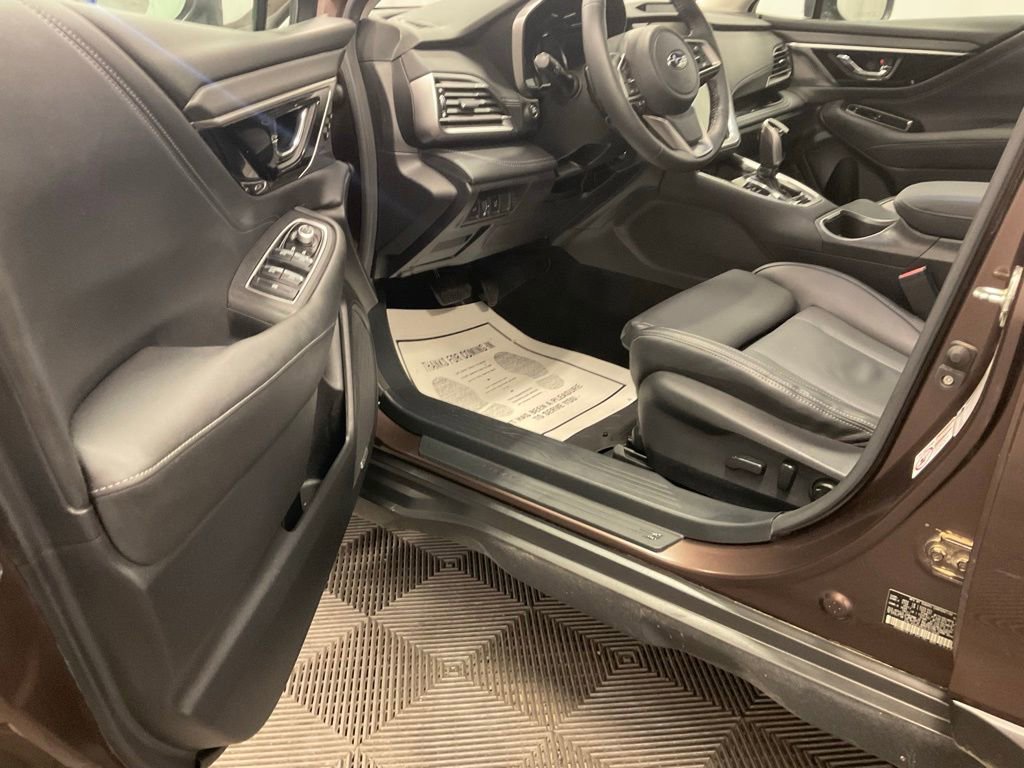 Used 2020 Subaru Outback Limited AWD/4WD image 8