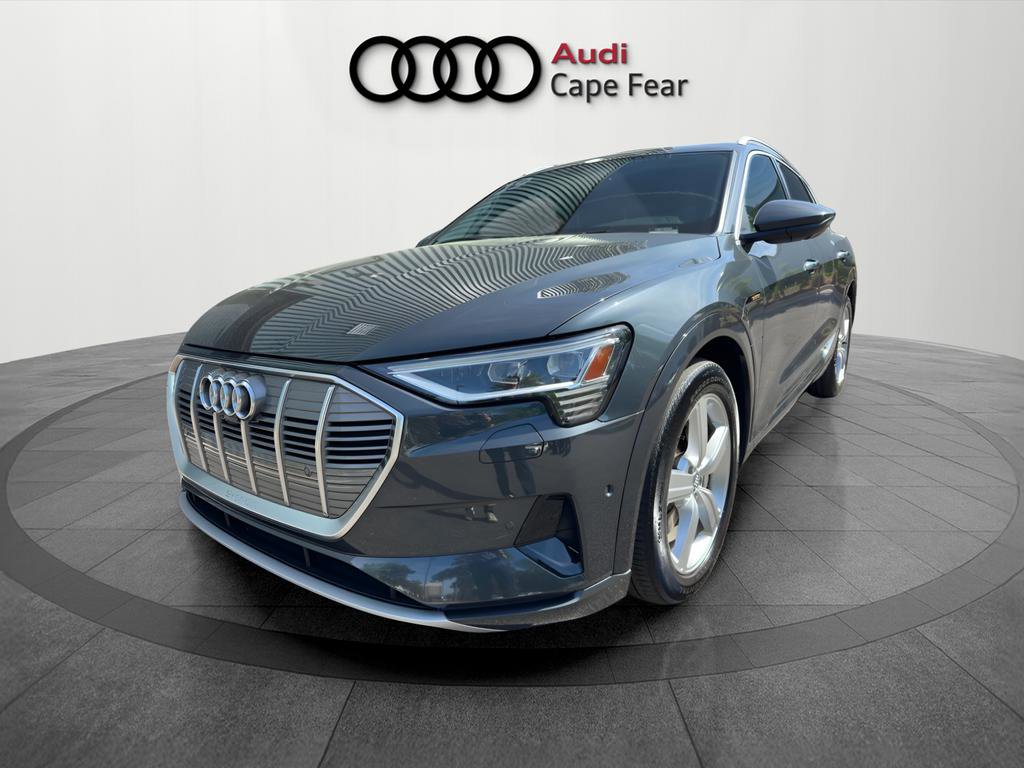 Used 2019 Audi e-tron Premium Plus video 1