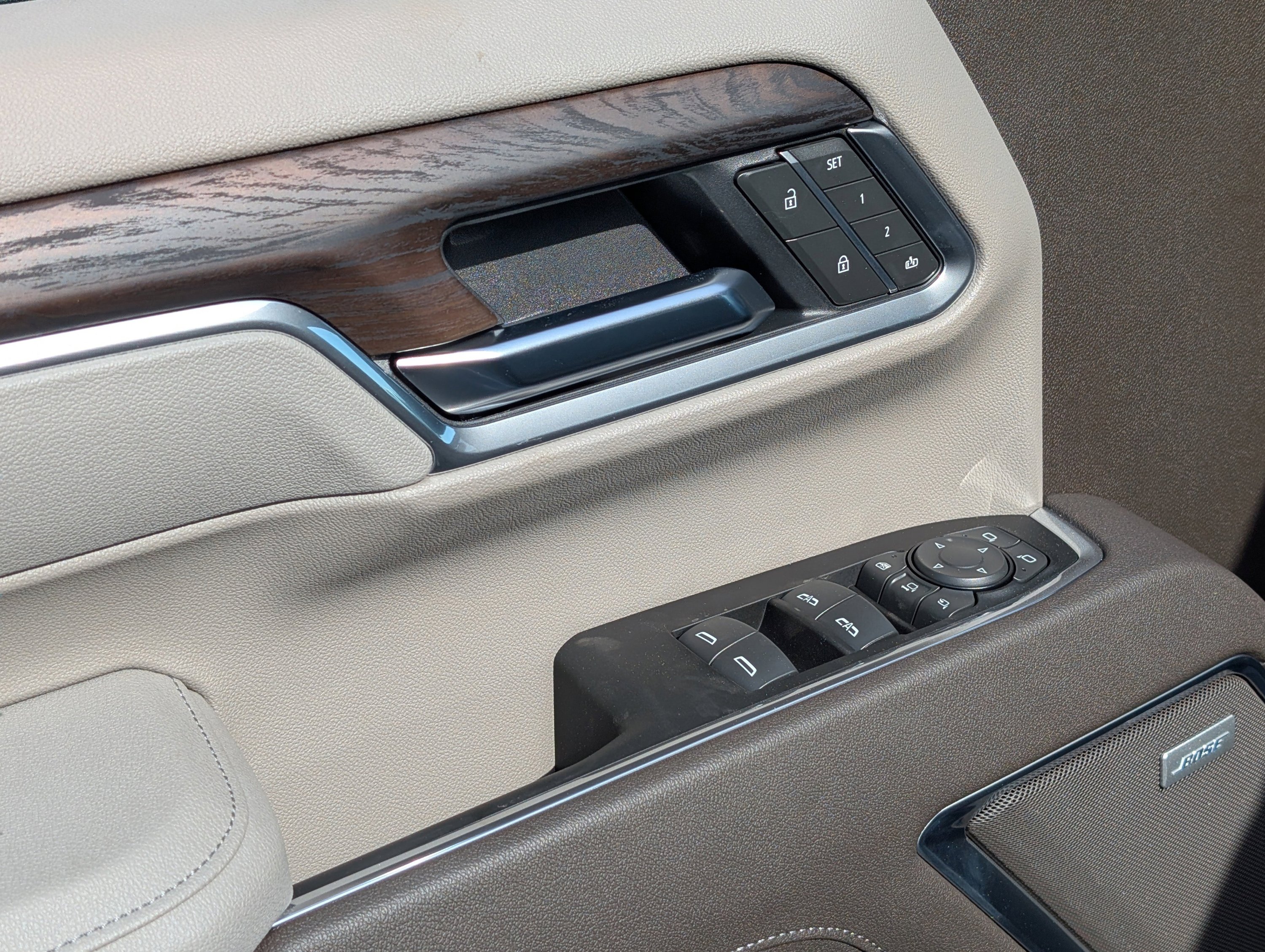 New 2025 GMC Sierra 2500 SLT w/ SLT Convenience Package image 15