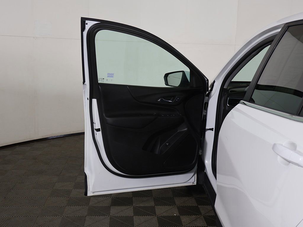 Used 2024 Chevrolet Equinox LT w/ LPO, Floor Liner Package image 17