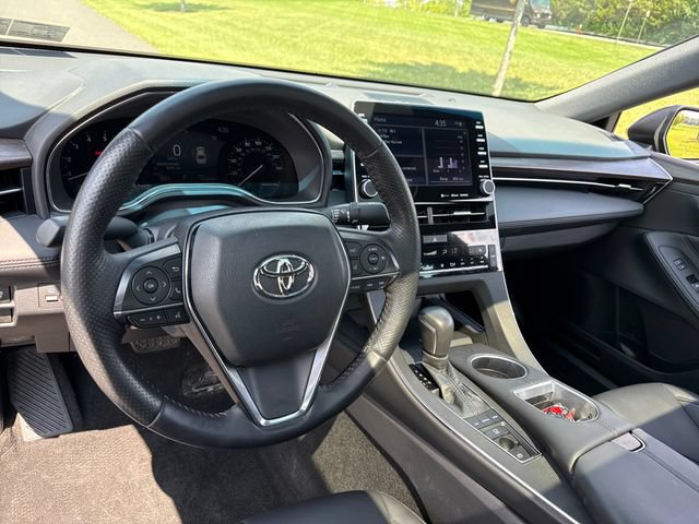 Used 2021 Toyota Avalon XLE w/ Moonroof Package AWD/4WD image 18