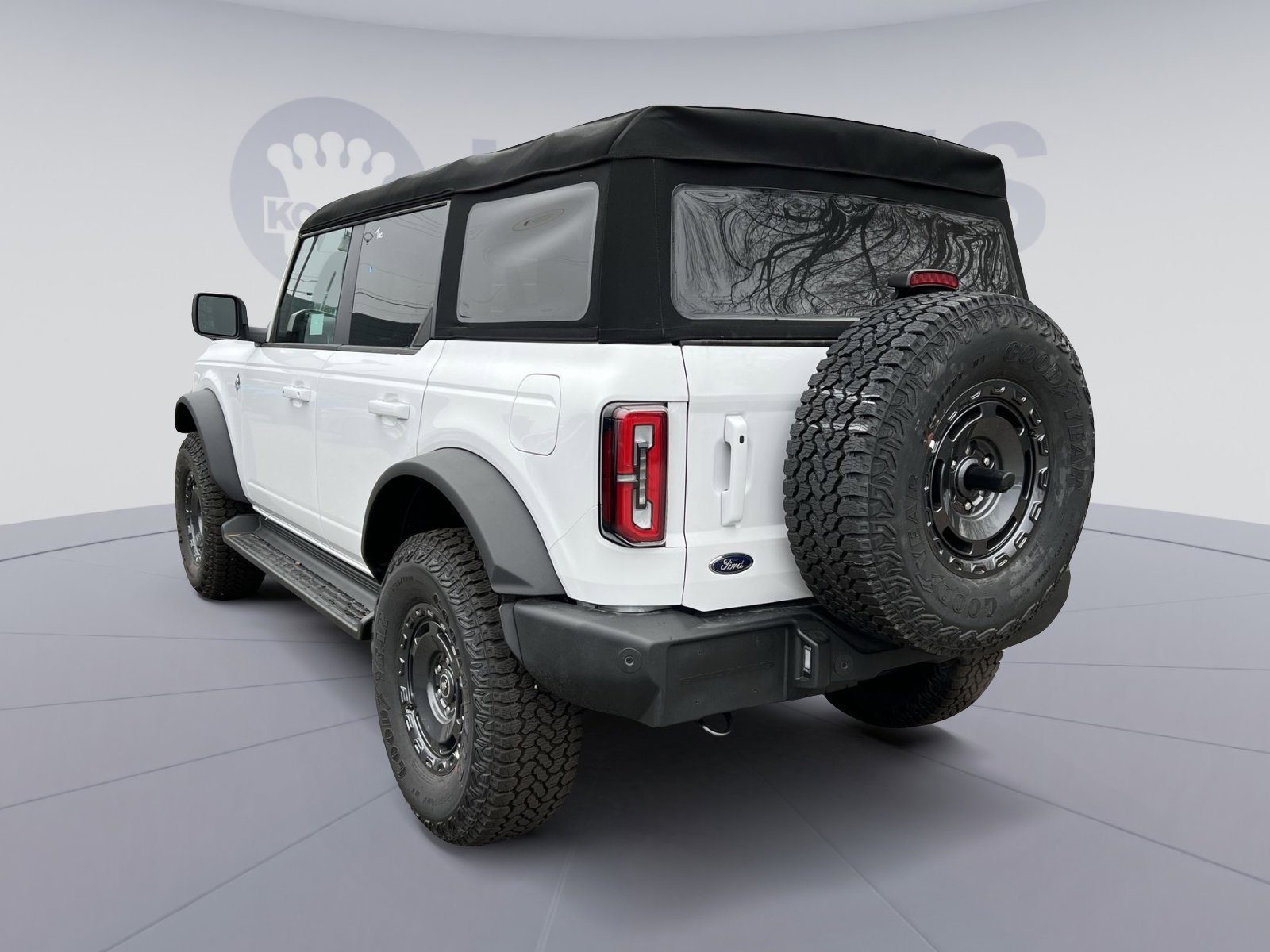 New 2025 Ford Bronco Outer Banks w/ Sasquatch Package image 4