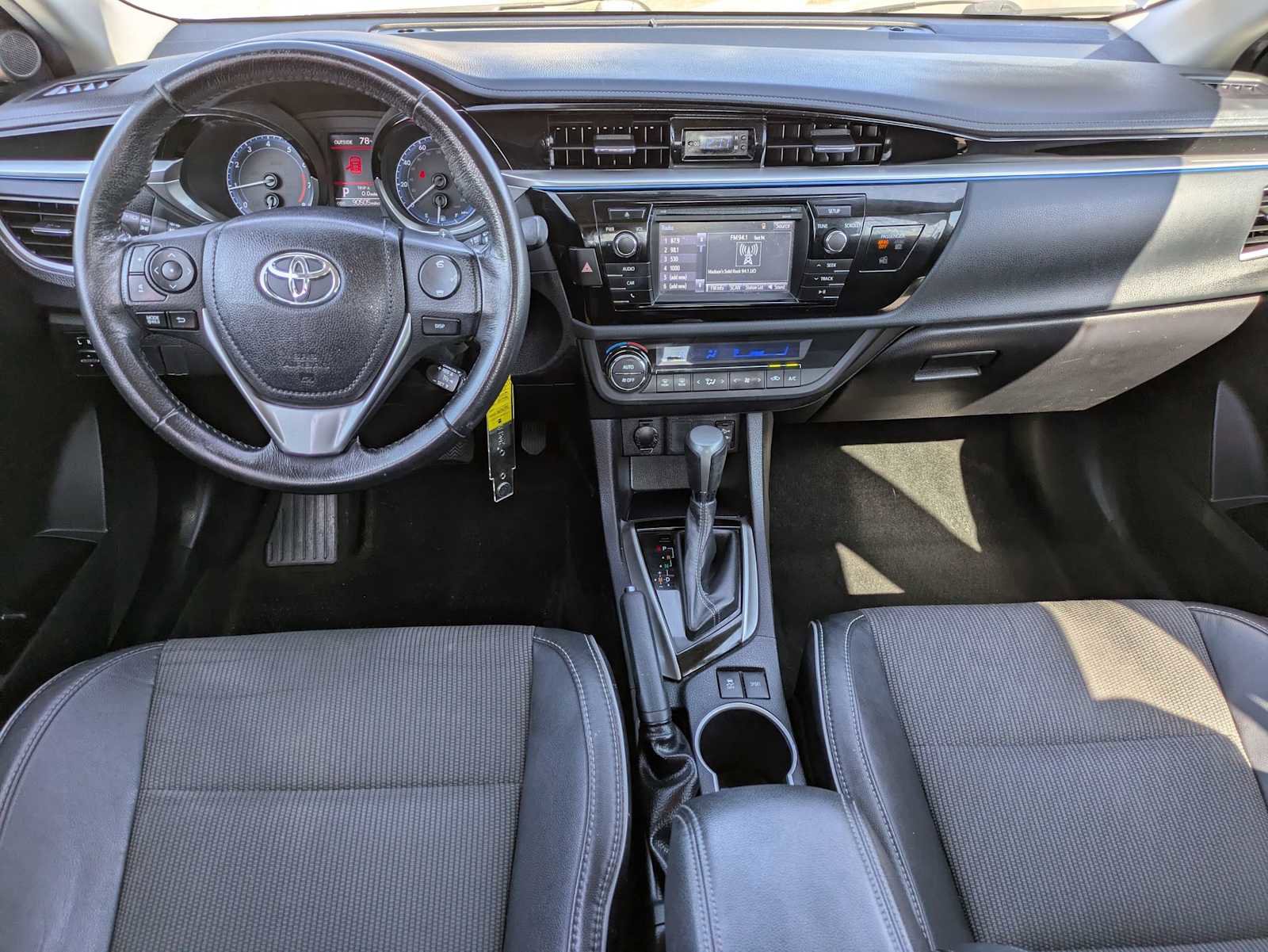 Used 2015 Toyota Corolla S image 14