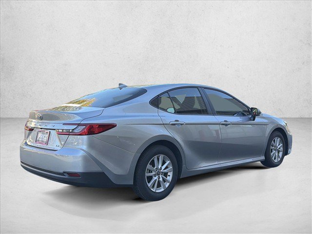 Used 2026 Toyota Camry LE w/ Convenience Package FWD image 5