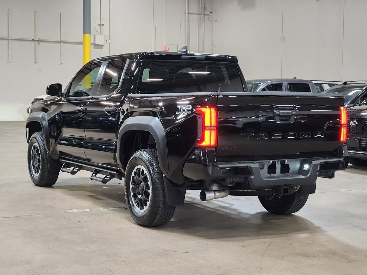 Used 2024 Toyota Tacoma TRD Off-Road AWD/4WD image 11