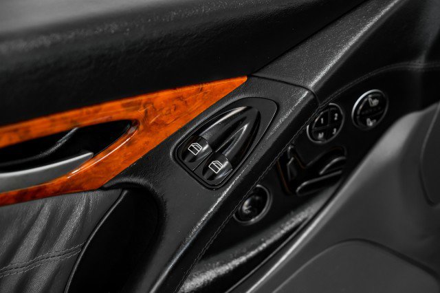 Used 2005 Mercedes-Benz SL 600 V12 AUTOMATIC NAVIGATION LEATH image 34