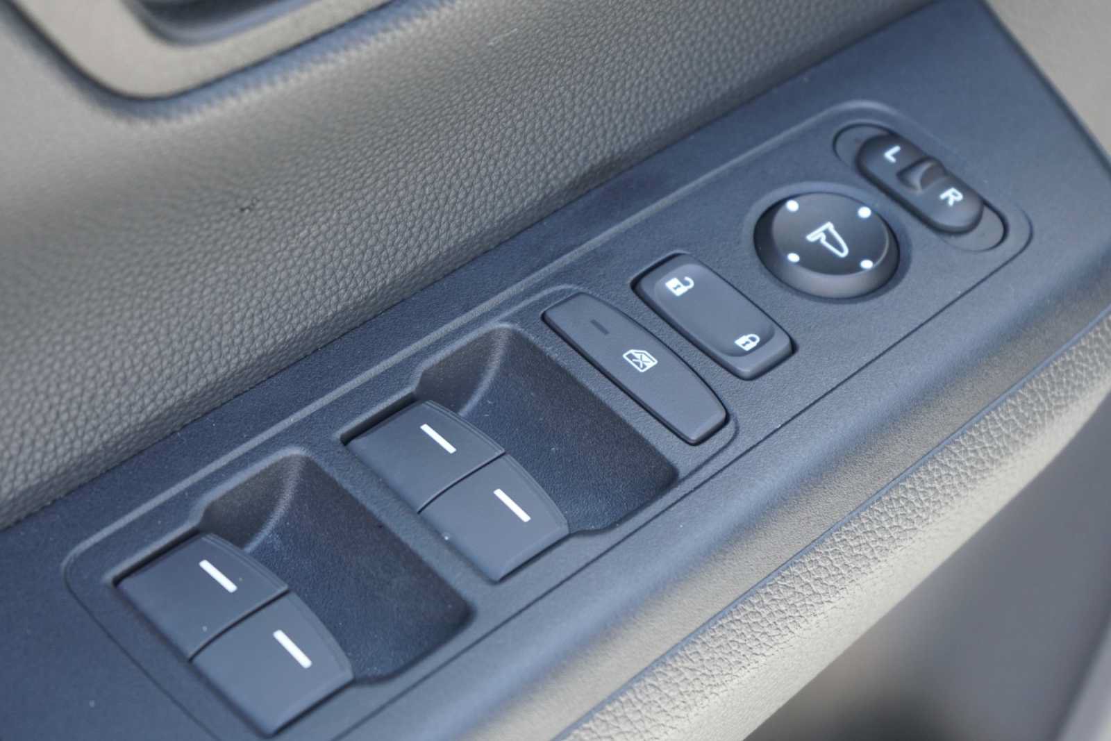Used 2025 Honda CR-V Sport-L image 15