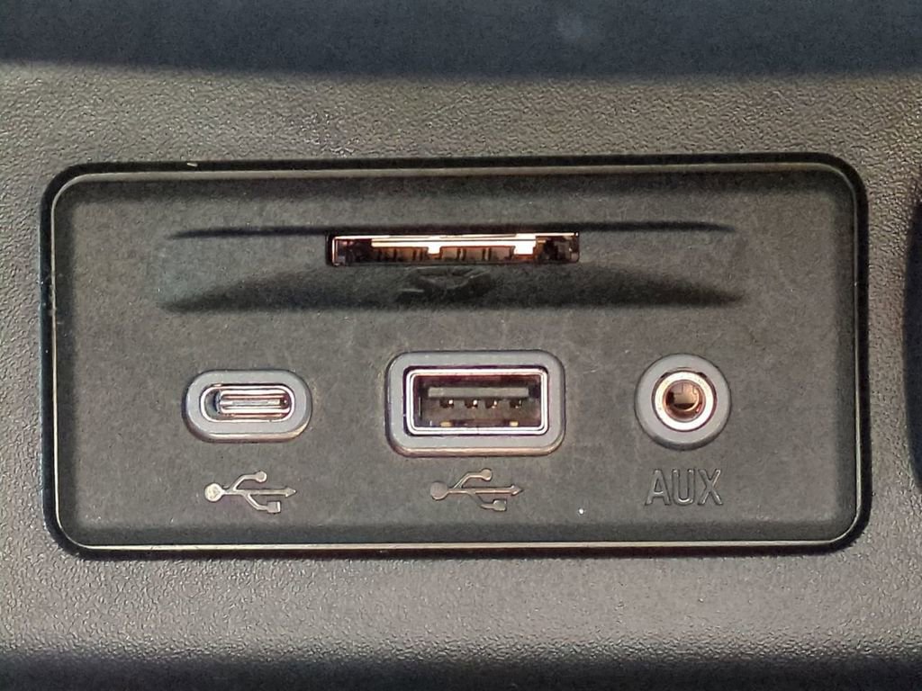 Used 2024 Chevrolet Equinox LT image 22