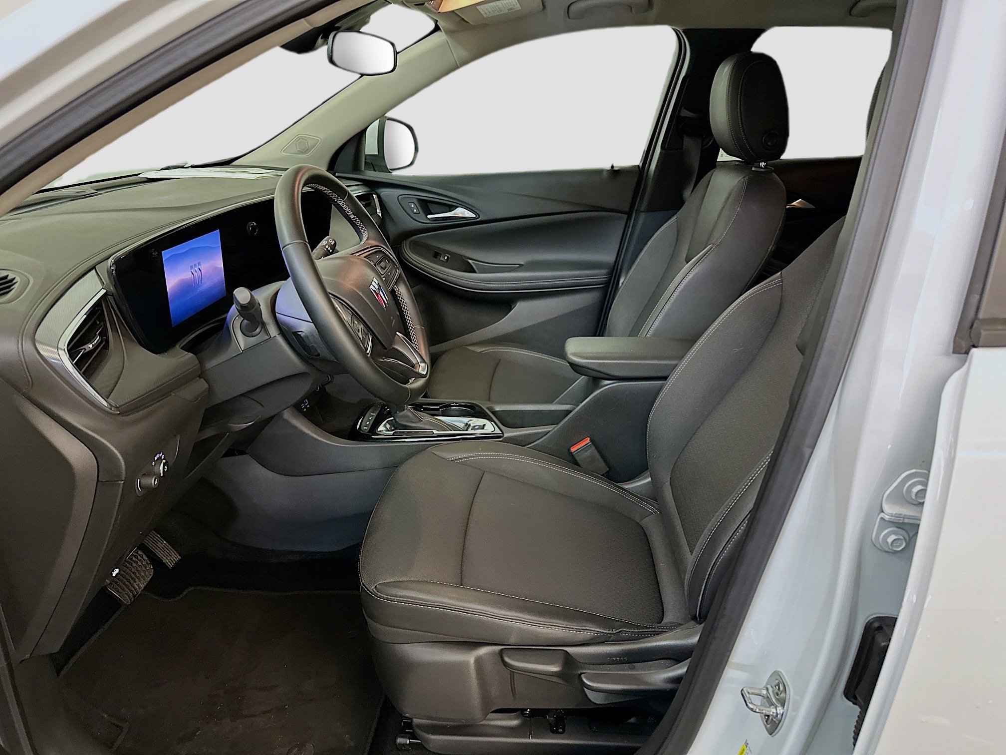 Used 2025 Buick Encore GX Preferred image 13