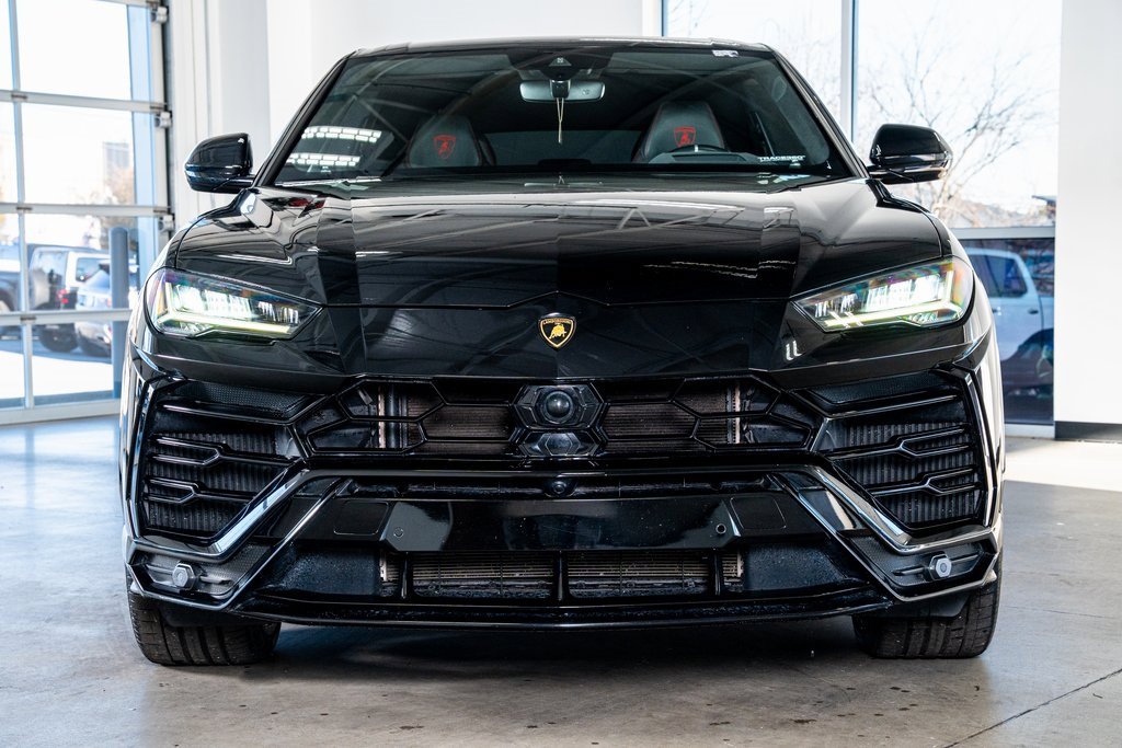 Used 2021 Lamborghini Urus image 3