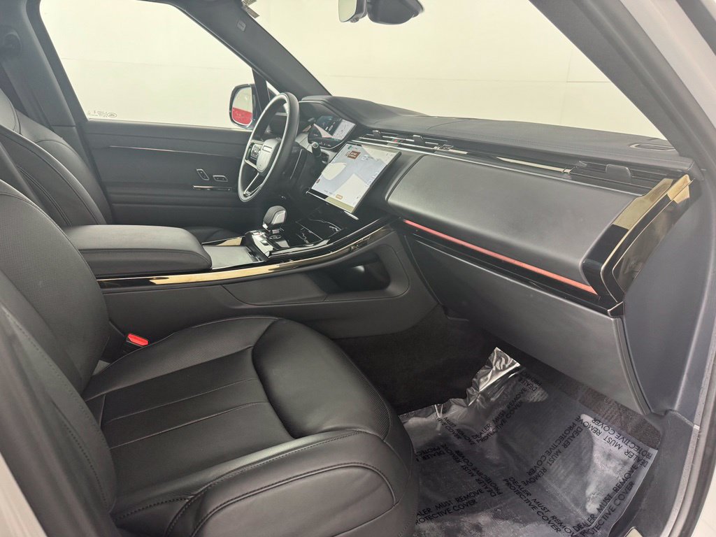 Used 2025 Land Rover Range Rover Sport Dynamic SE AWD/4WD image 23