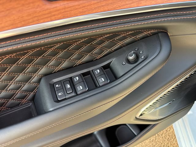 New 2027 Jeep Grand Cherokee Summit AWD/4WD image 17