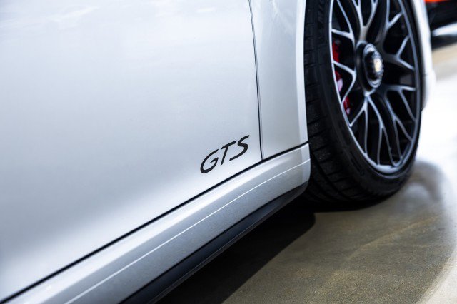 Used 2016 Porsche 911 Carrera GTS RWD image 21