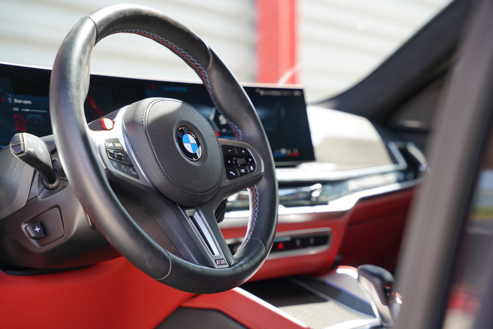 Used 2025 BMW X6 M Competition w/ Executive Package AWD/4WD image 19