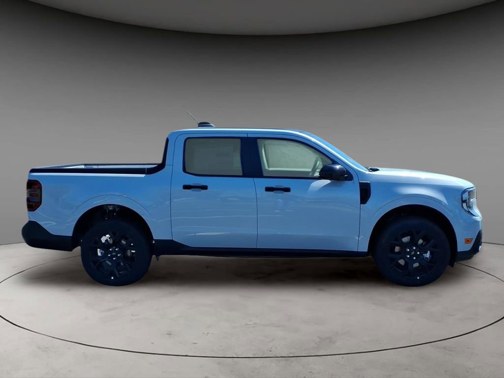 New 2026 Ford Maverick XLT image 10