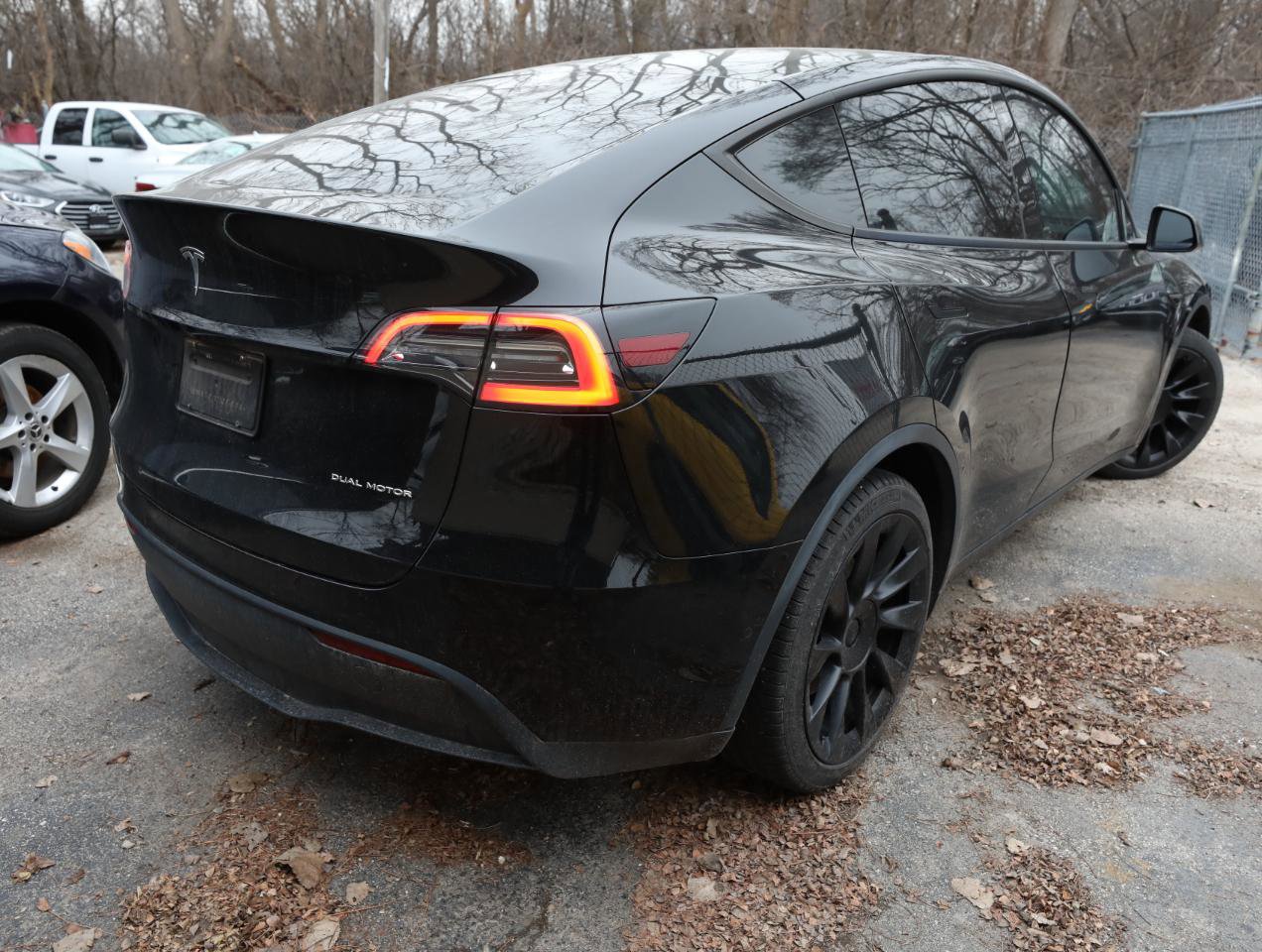 Used 2020 Tesla Model Y Long Range image 6