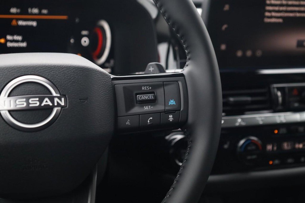 New 2026 Nissan Pathfinder SL w/ Cargo Package image 9