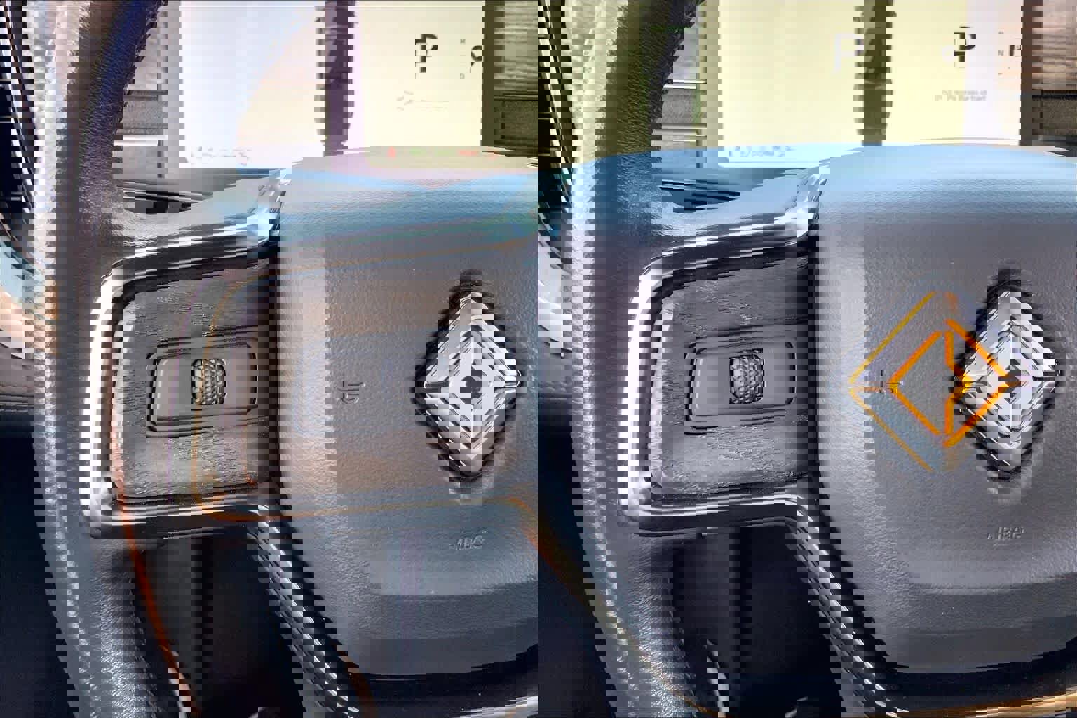 Used 2022 Rivian R1T Adventure image 23