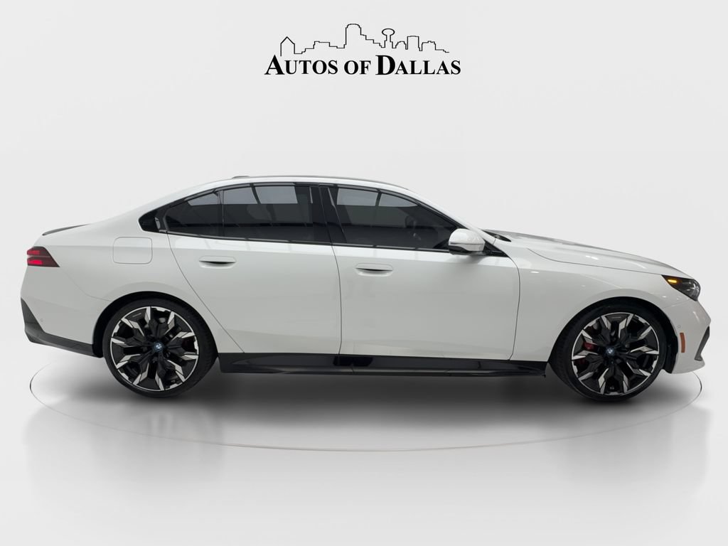 Used 2024 BMW i5 eDrive40i w/ Executive Package RWD image 6