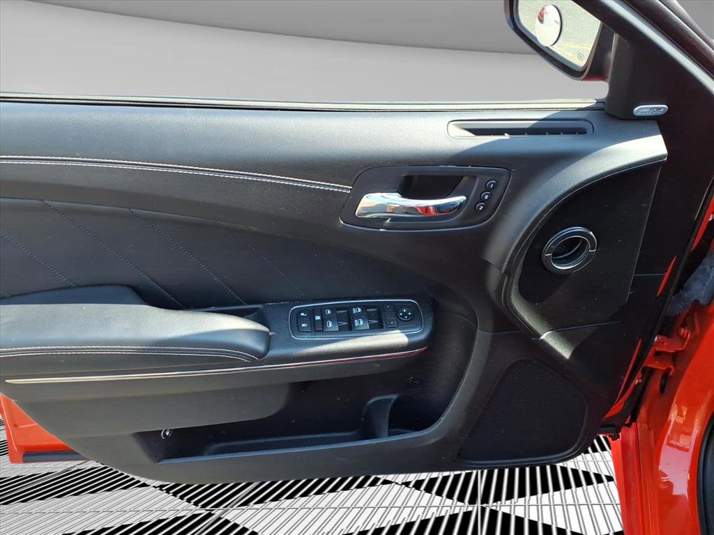 Used 2019 Dodge Charger SRT Hellcat w/ Navigation & Travel Group image 19