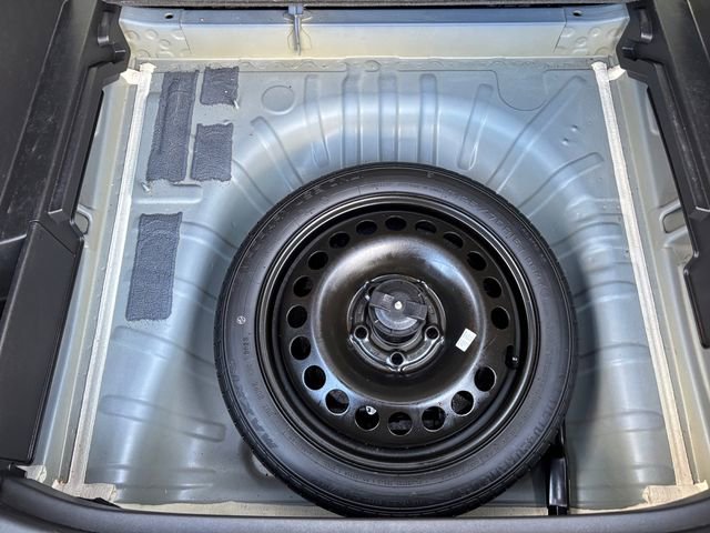 Used 2024 Chevrolet Trax LT w/ Driver Confidence Package image 27