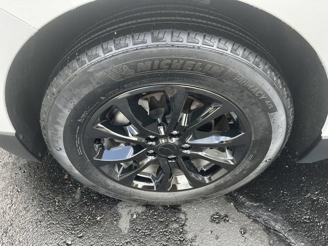 Used 2020 Chevrolet Equinox LT w/ Driver Convenience Package FWD image 32