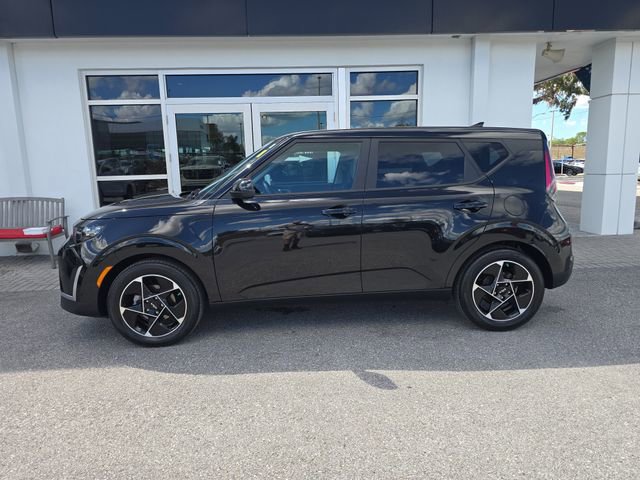 Used 2024 Kia Soul EX image 4