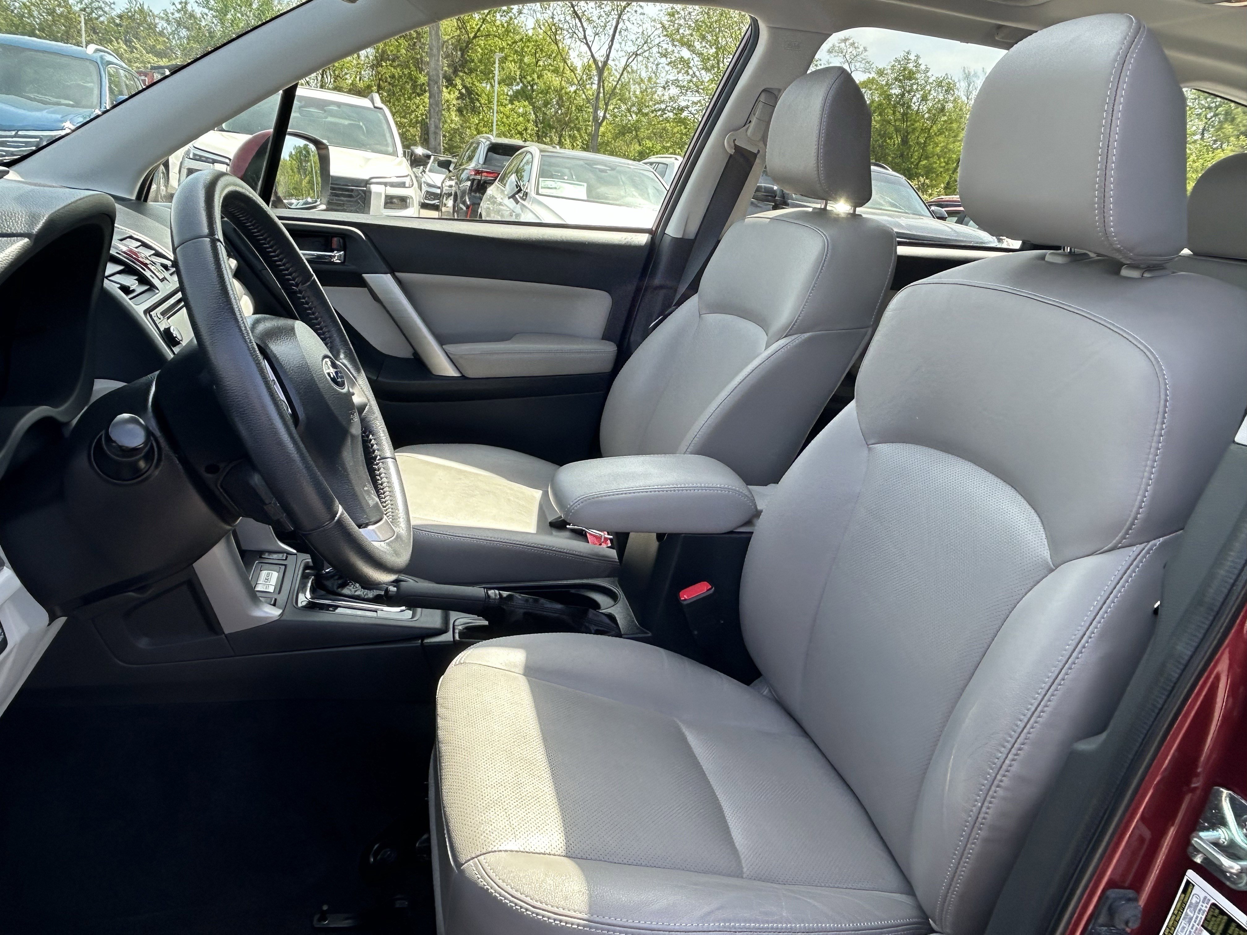 Used 2015 Subaru Forester 2.5i Touring w/ Eyesight & Navigation System AWD/4WD image 22