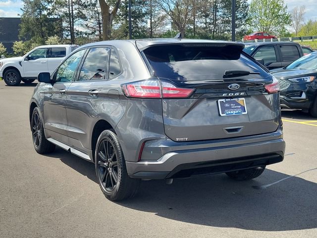 Certified 2024 Ford Edge ST-Line AWD/4WD image 3