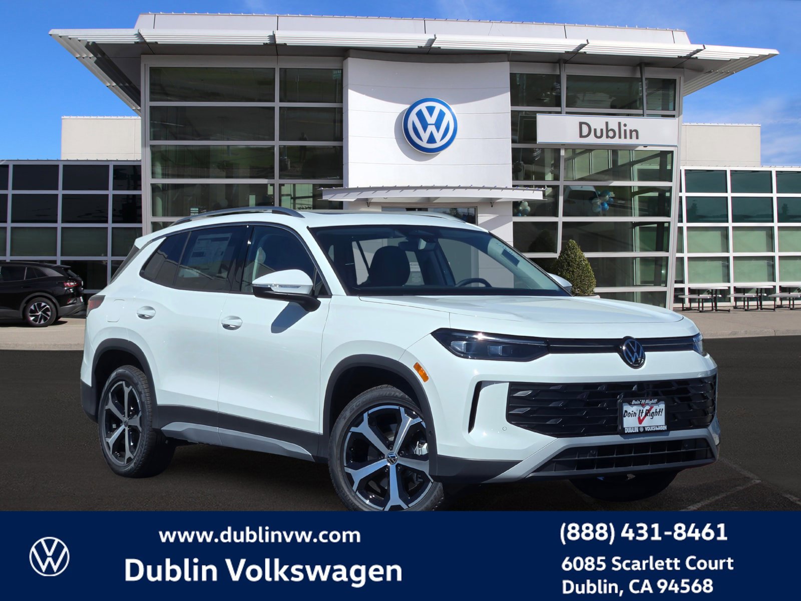 New 2026 Volkswagen Tiguan SE AWD/4WD image 1