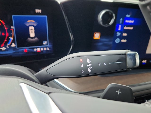 New 2026 Chevrolet Tahoe High Country AWD/4WD image 30