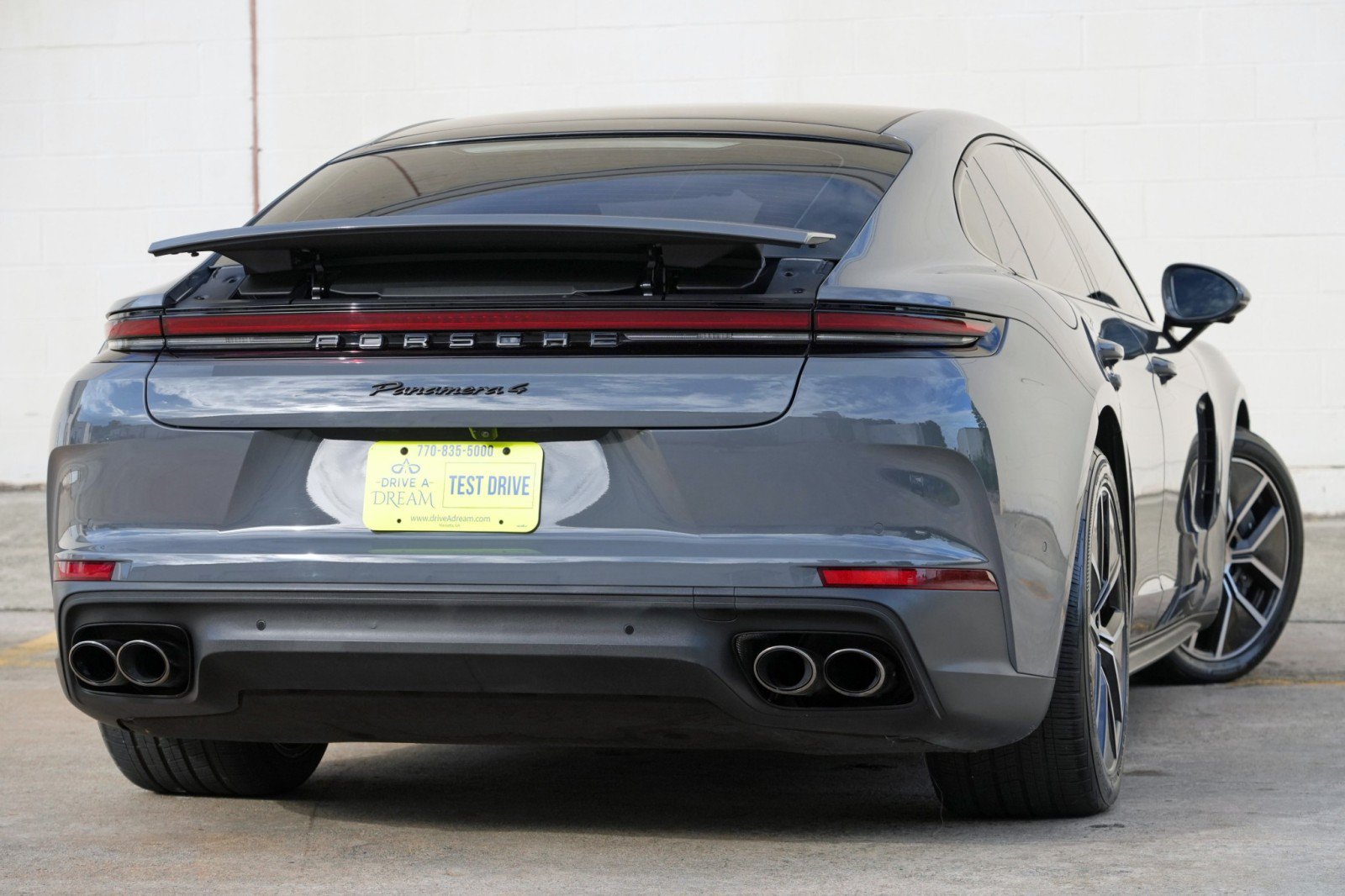 Used 2025 Porsche Panamera 4 w/ Premium Package AWD/4WD image 5
