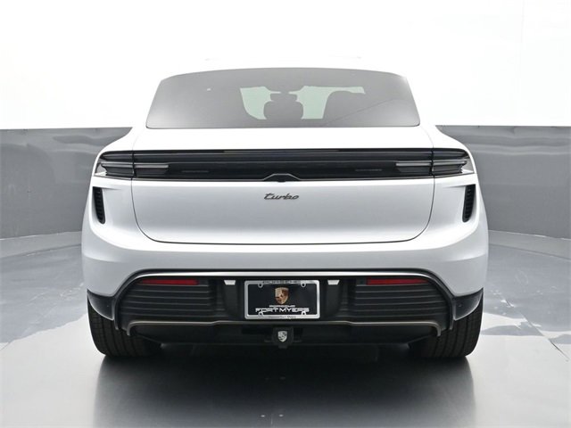 New 2025 Porsche Macan Turbo Electric image 28