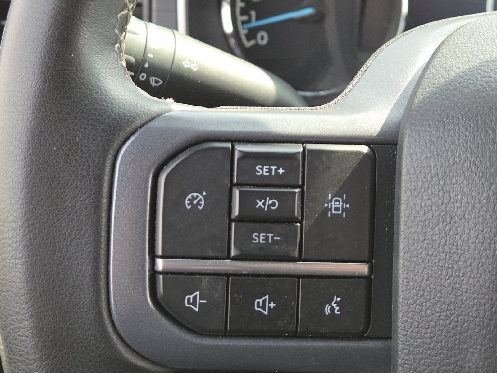 Used 2023 Ford F150 XLT image 10