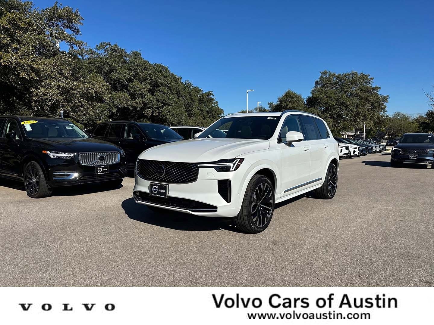 New 2026 Volvo XC90 B6 Plus w/ Protection Package Premier