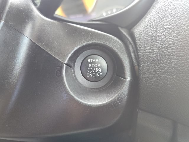 Certified 2022 Jeep Renegade Trailhawk AWD/4WD image 18