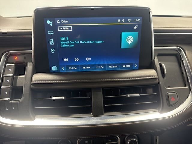 Used 2023 Chevrolet Suburban LT RWD image 14