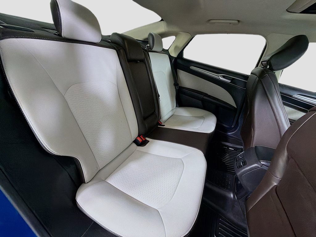 Used 2020 Ford Fusion SE w/ Equipment Group 151A image 31